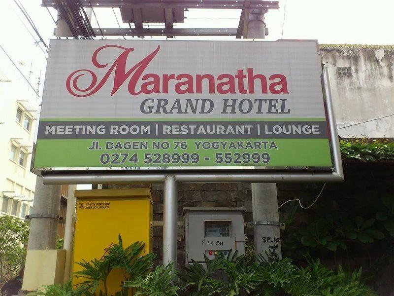 Maranatha Grand Hotel Джокякарта Екстериор снимка